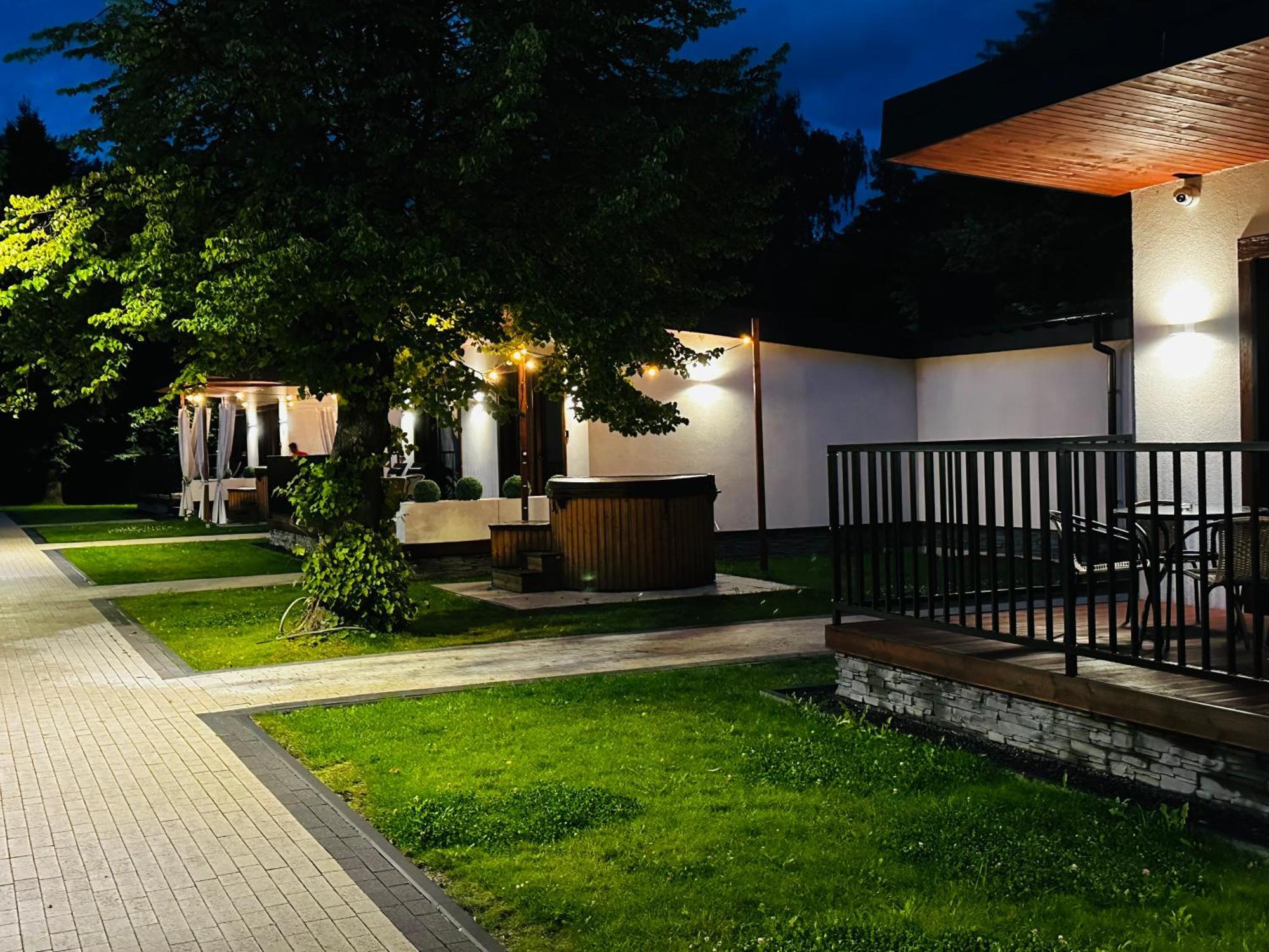 Wrzos Resort & Wellness **** Domki Caloroczne Wegierska Gorka Eksteriør bilde